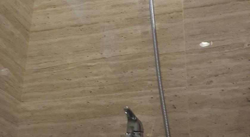 ホテル Dago Teuku Angkasa 14 バンドゥン 部屋 写真
