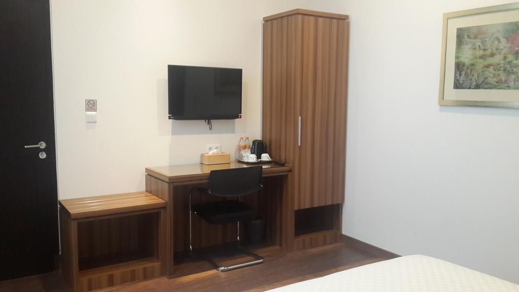 ホテル Dago Teuku Angkasa 14 バンドゥン 部屋 写真