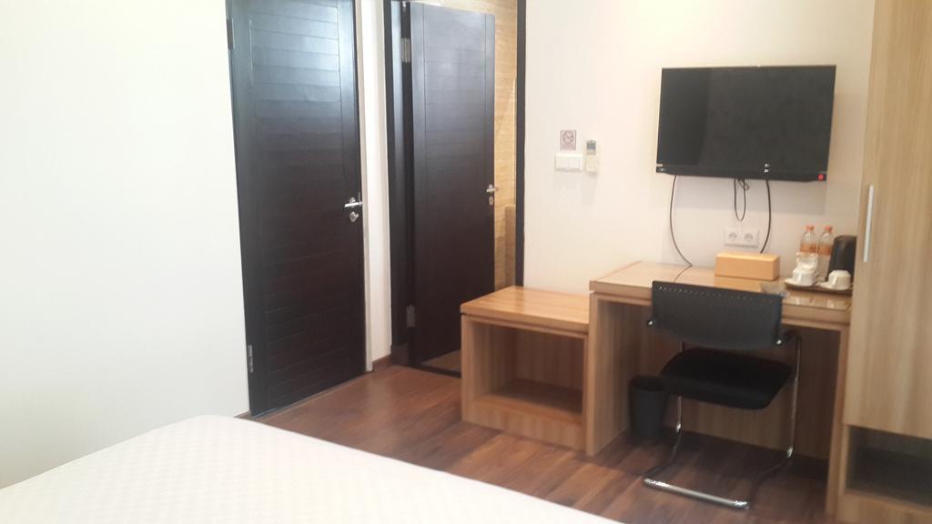 ホテル Dago Teuku Angkasa 14 バンドゥン 部屋 写真